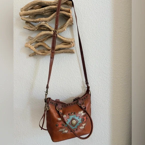American West Brown Zuni passage genuine Leather Shoulder Bag crossover purse - Picture 2 of 8